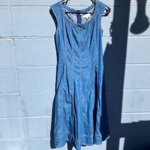 Lovely pilcro denim dress with pockets, too small for me.